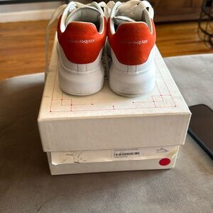 Alexander McQueen (kids)